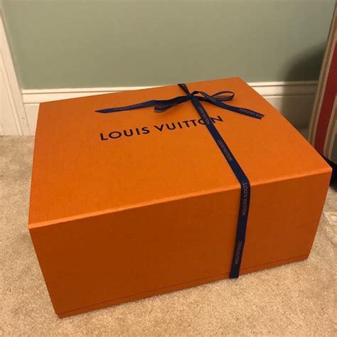 louis vuitton delivery cost.